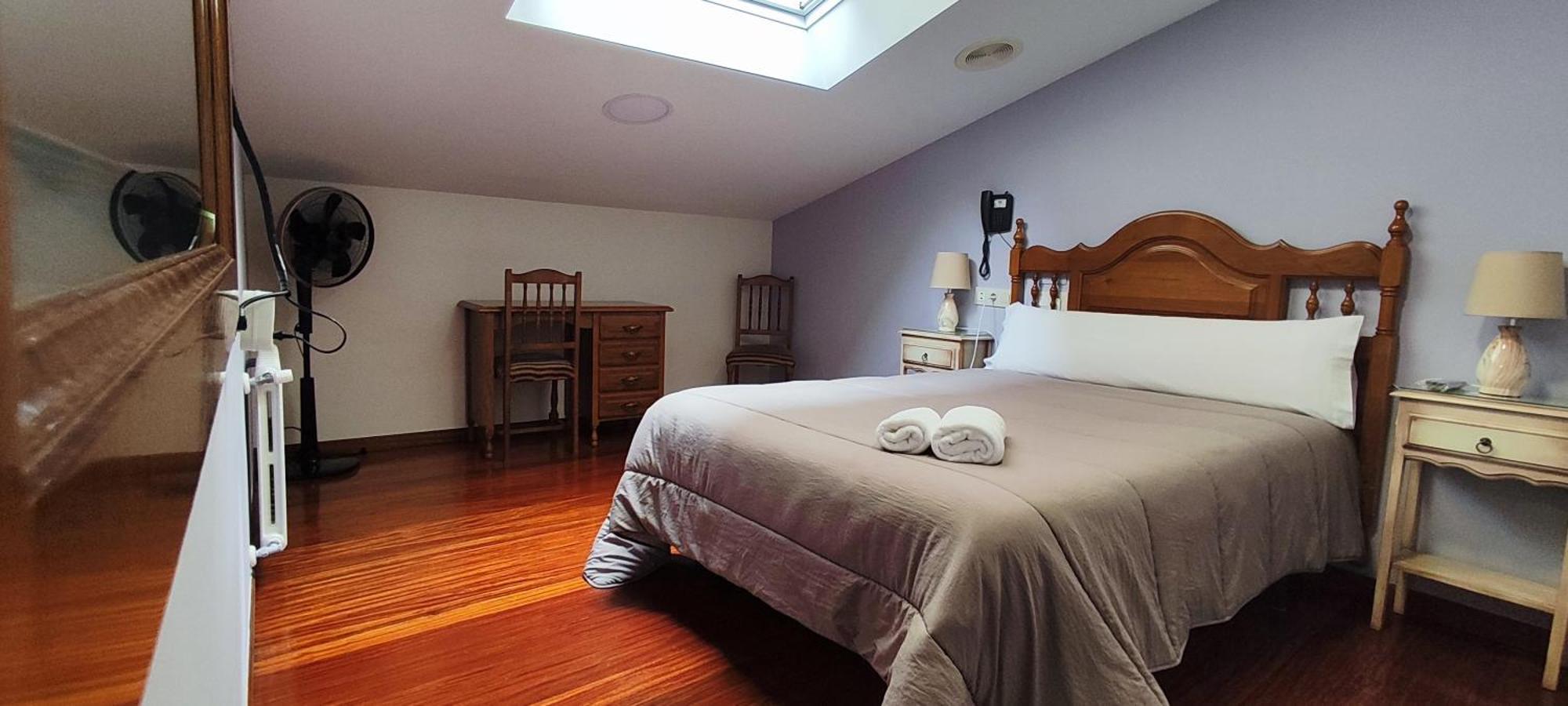 Pico Sacro I Hostal-Pension Santiago De Compostela Zimmer foto